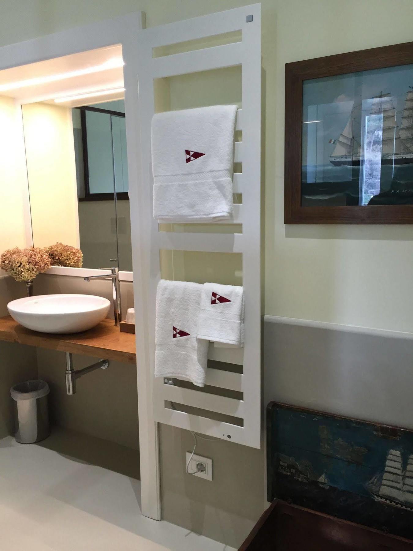 Yacht Club Capo Cervo Suites B&B Sorrento Luaran gambar